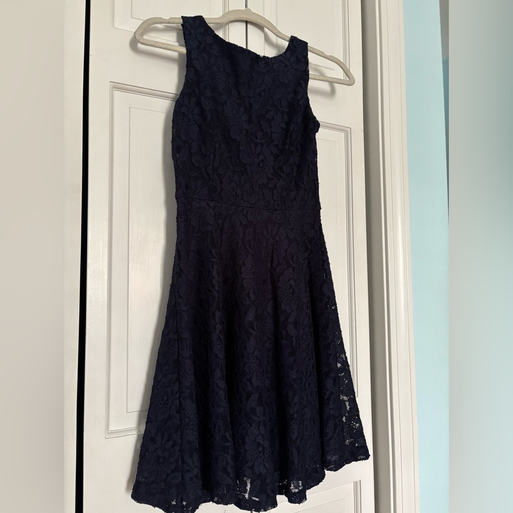Speechless Dark Blue Floral Lace Semi-Formal Sleeveless Dress